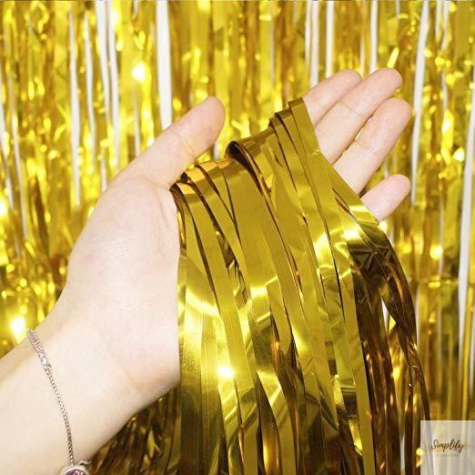 Rèm kim tuyến màu vàng